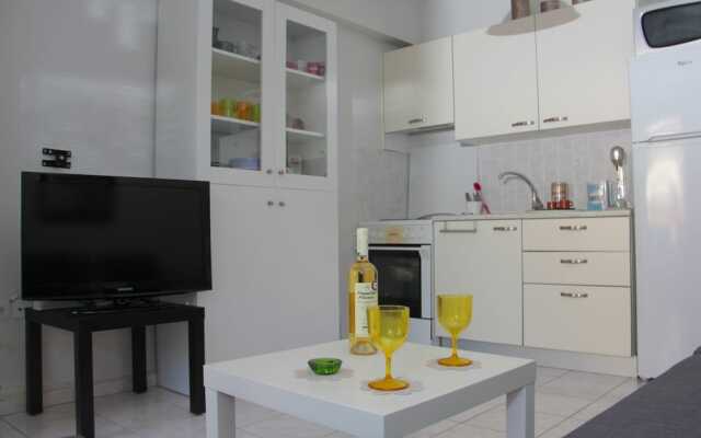 Siviri Deluxe Apartment