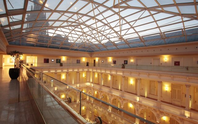 Anantara New York Palace Budapest Hotel