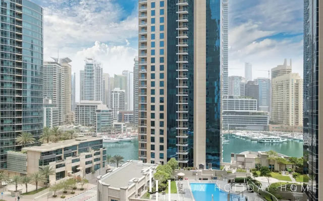 LUX  The Luxurious Central JBR Suite