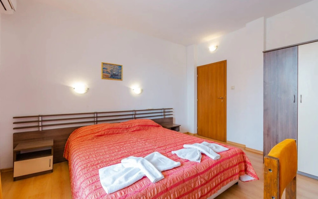 Comfort Double Room in Dafinka Guest House