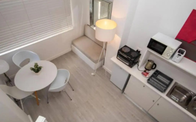 Stylish 1 bedroomed apartment in Sea Point - Caprice