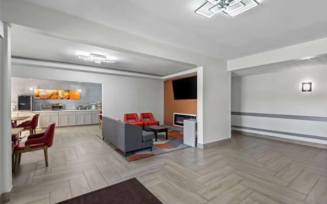 Comfort Inn & Suites