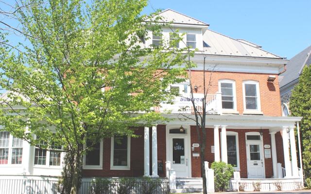 Auberge Jeunesse Magog-Orford (Hostel)