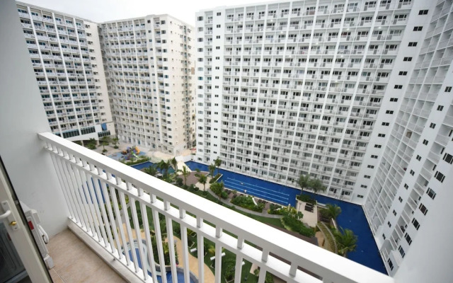USP Suites at Shore Residences