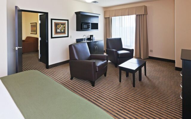 Holiday Inn Express & Suites Oklahoma City Nw-Quail Springs