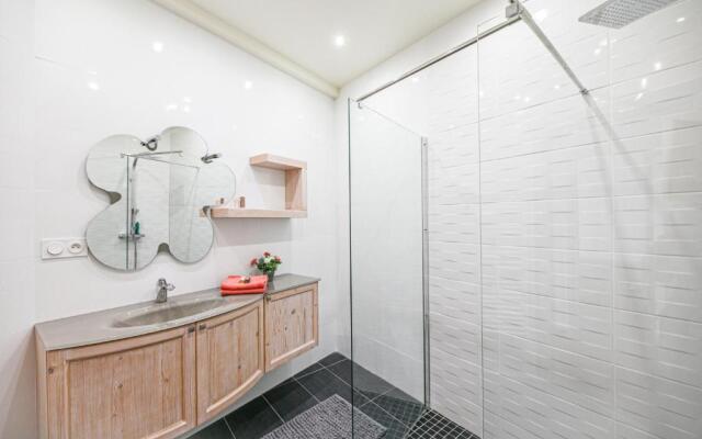 BAMBOO PLAGE AP4220 by Riviera Holiday Homes