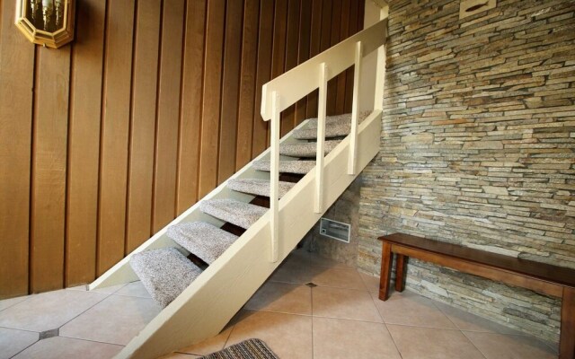 Mammoth S #232 4 Bedroom Condo