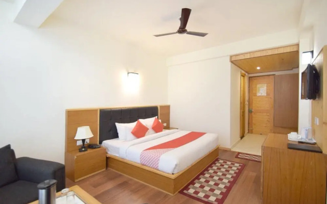 The Woodbine by OYO Rooms