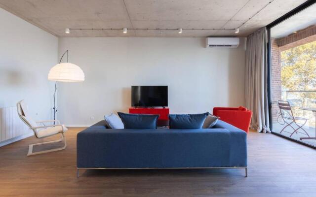 Spacious 3BR Apartment With 2 Balconies in Old Tbilisi