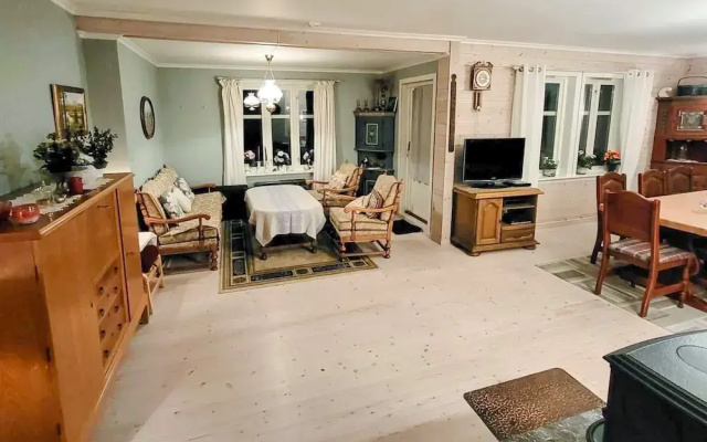 12 Person Holiday Home in Masfjordnes
