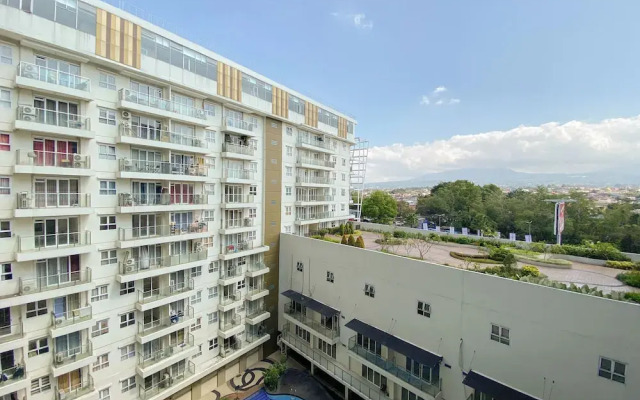 Strategic Location 2BR Apartment at Gateway Pasteur
