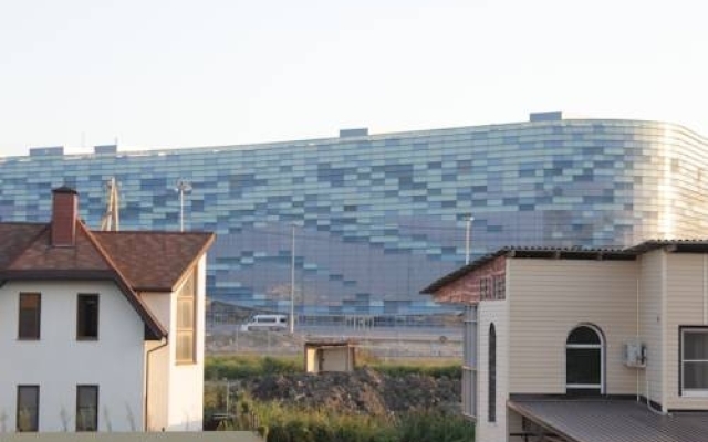 Apartment on Kamyshovaya 41, apt 19