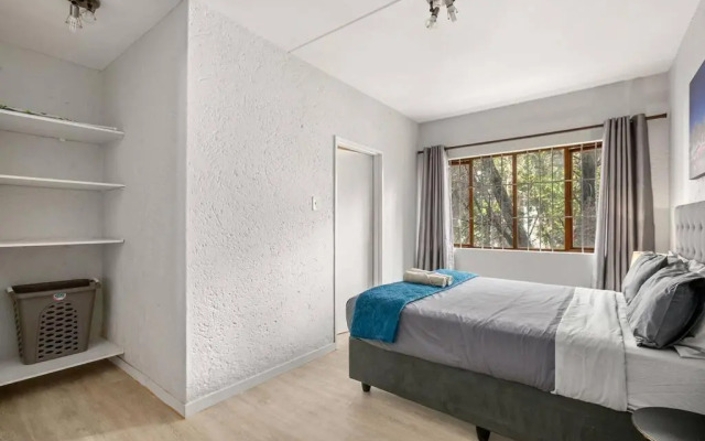 Antibes in West Road South Sandton Apartment