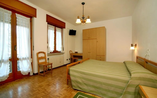 Hotel Edelweiss