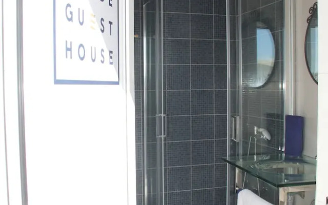 Esposende Guesthouse - Hostel