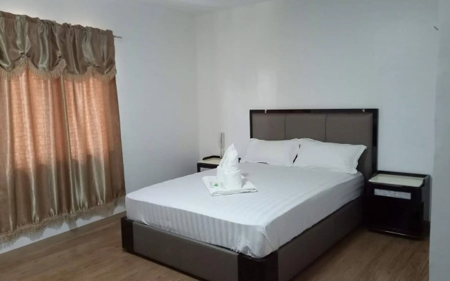 Meaco Hotel Royal - Tayuman