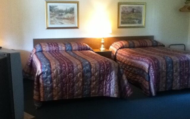 Candlelight Motel