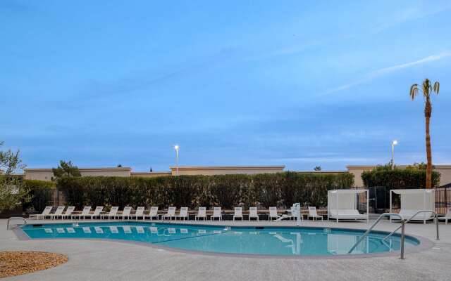 DoubleTree by Hilton Palmdale, CA