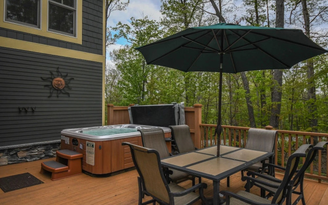 Trailside Tranquility