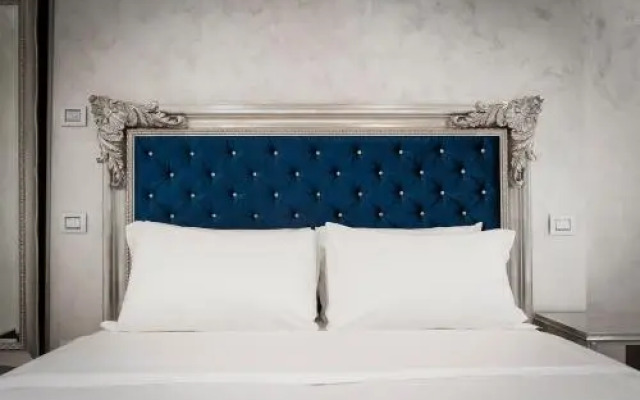 Arena Easy Suites Guesthouse