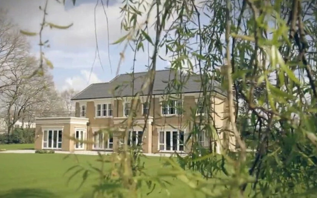 Luxury & Elegance at Beaumont House London Surrey