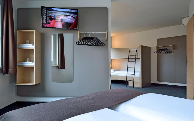B&B HOTEL Würzburg-City