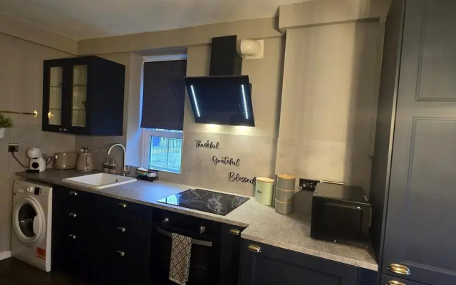 1BR Sleeps6 Elizabethline Ws98