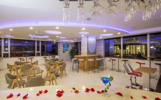 Grand Jeep Hotel Danang