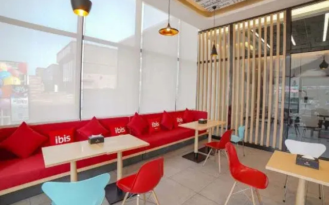 Ibis Hotel (University of Electronic Science and Technology of China, Chengdu)