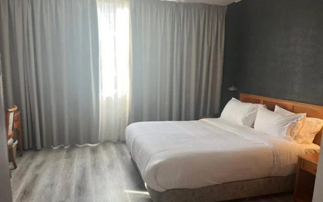 El Sheikh Suites Hotel