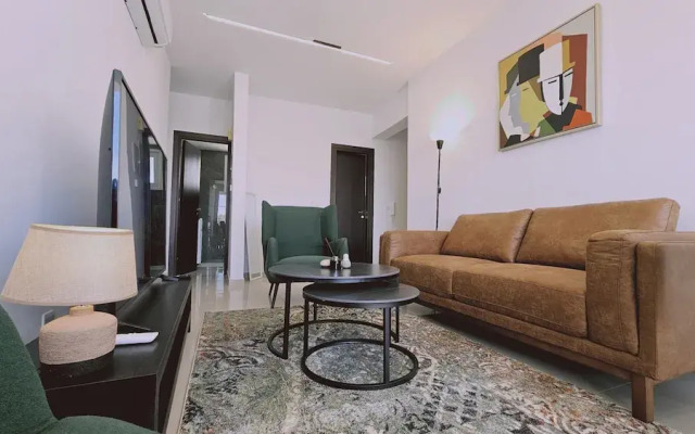 104 NIC - 501 Stay Cosmo City Suite