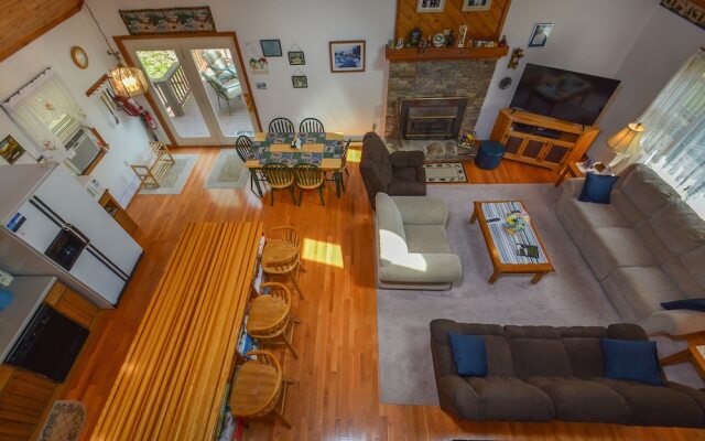 Home Sweet Cabin 4 Bedroom House