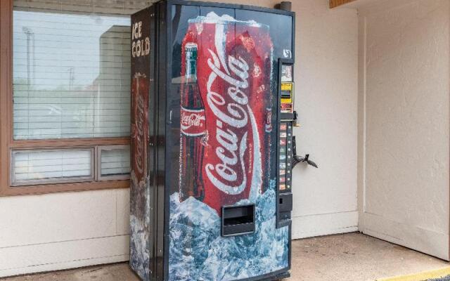 Red Roof Inn Buffalo, TX