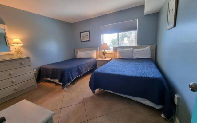 Aqua Villa 302