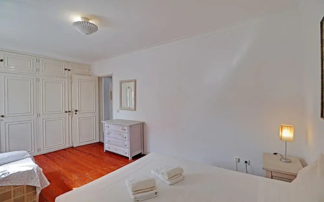 Vilamoura Central 1 by Homing
