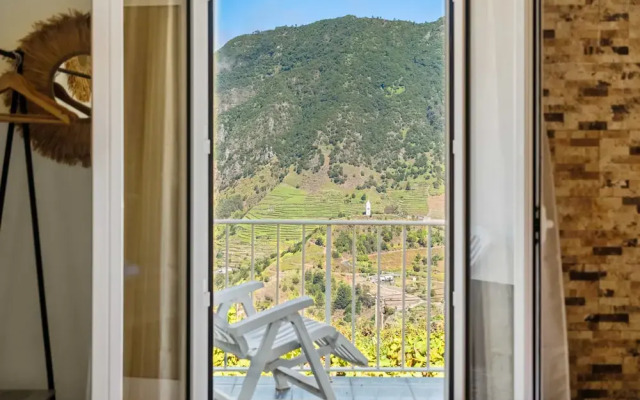 Landure Baixo by Madeira Sun Travel