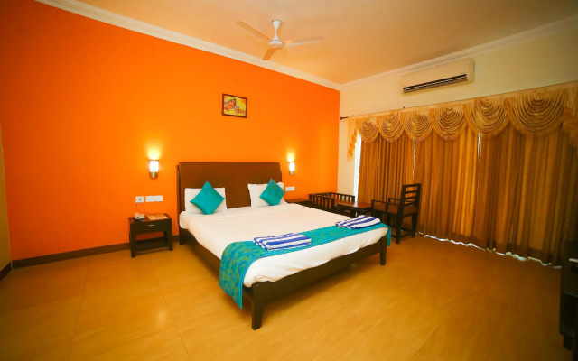 St. James Court Beach Resort