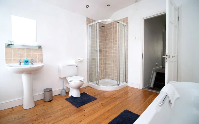 Mawr Terrace by Tŷ SA -NEW sleeps 8