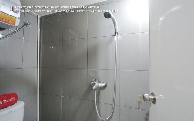 ZEN Rooms Basic Tanjung Duren Syariah