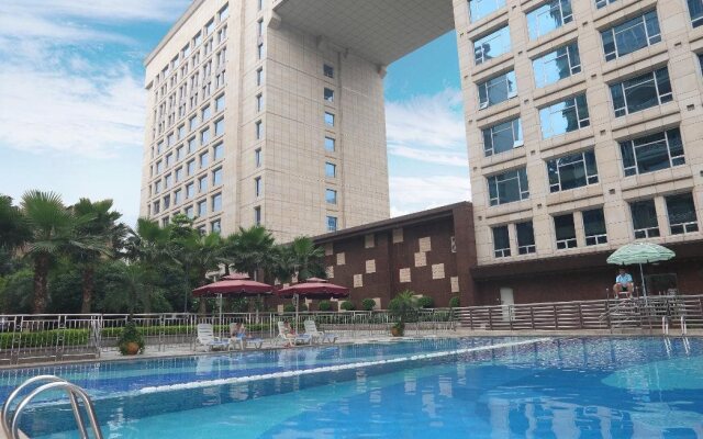 Intercity Guangzhou East Railway Station Hotel