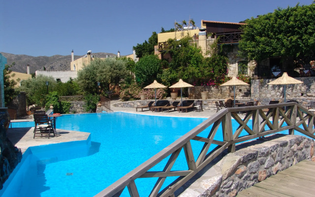 Arolithos Traditional Cretan Village