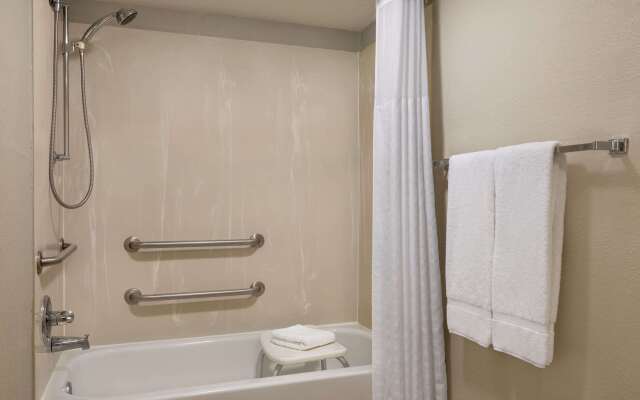 Baymont by Wyndham Wilmington