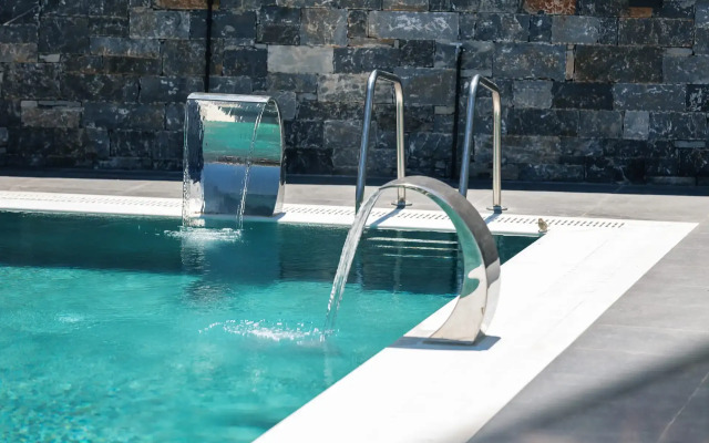 Isla Villas & Suites