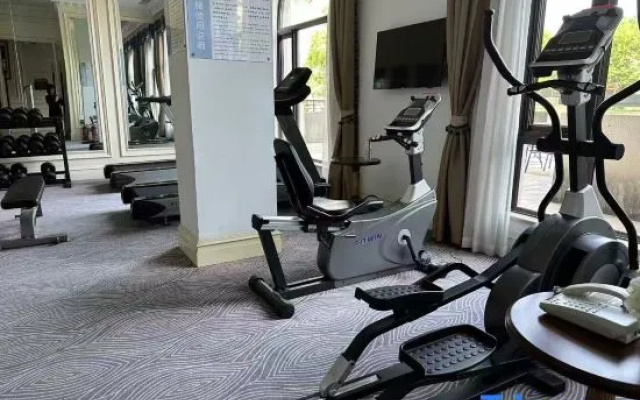 Phoenix Lake International Resort Hotel – Sports – Quzhou