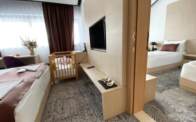 Hotel Boss