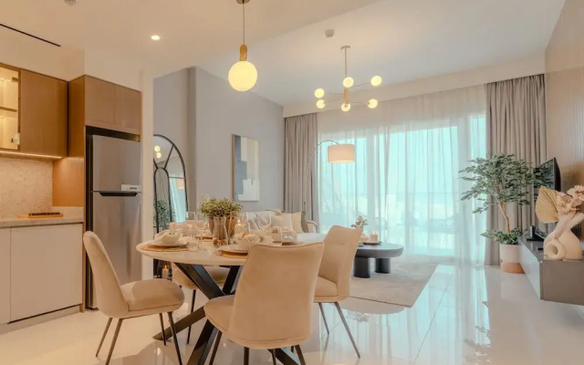 Beachside Escape Grand Bleu by Elie Saab