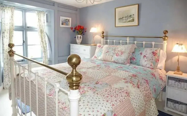 Blue Harbour Cottage