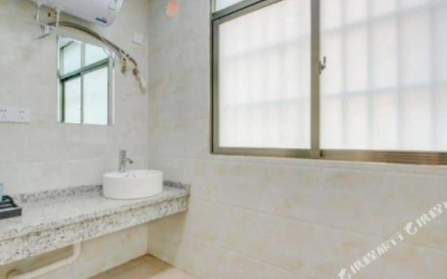 Taojing Holiday Inn (Zhuhai Jinwan Airport)