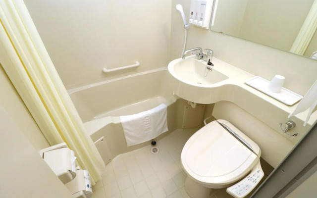 Toyoko Inn Hokkaido Asahikawa Station Higashi