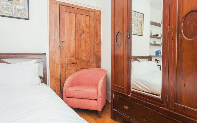 1 Bedroom Apartment in a Historic Building